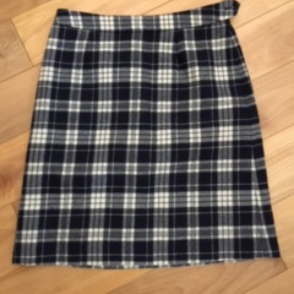 Brooks Brothers checkered navy/white fully lined skirt size 2